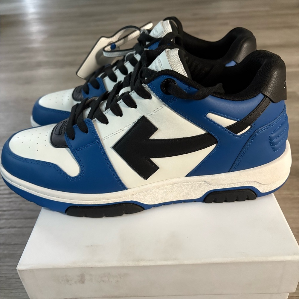 Off-White Black and Blue Sneakers Retro Style